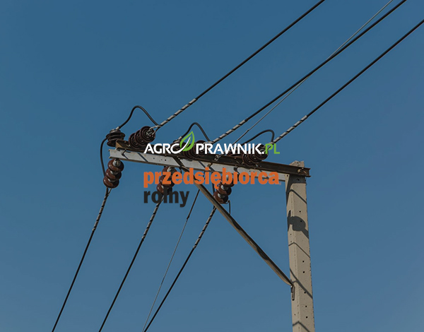 służebność przesyłu, bezumowne korzystanie, nieruchomości rolnicze, linie energetyczne, gazociągi, wynagrodzenie za korzystanie, ograniczenia w użytkowaniu ziemi, roszczenia właścicieli, przedawnienie roszczeń, 10 lat, ryzyko zasiedzenia, odszkodowania, dochodzenie roszczeń, Michał Klauziński, kancelaria Turcza, Przedsiębiorca rolny